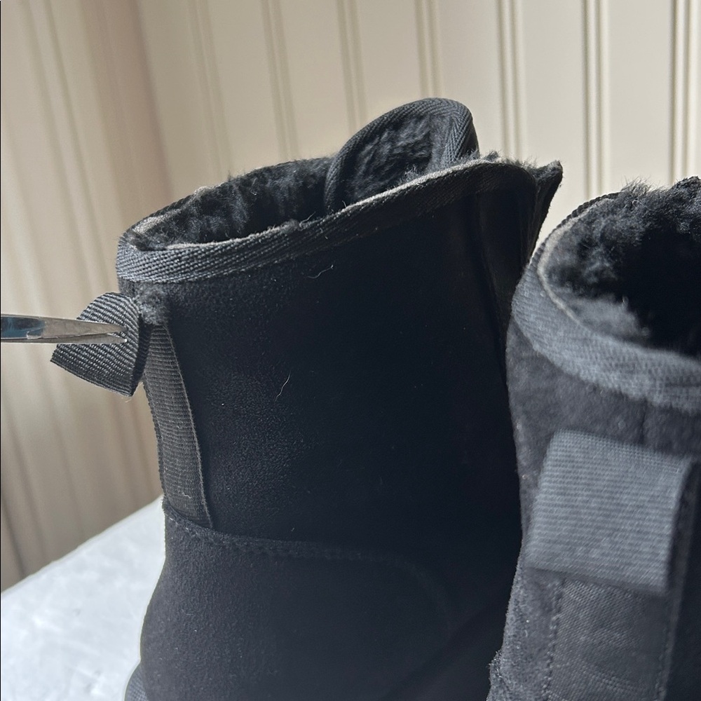 Rouge Helium Platform Black Suede Ankle Boots ZipUp front faux fur lined size 8 - Picture 15 of 17